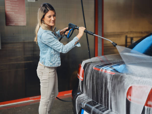 Pressure Washing Contractors in Stansberry Lake, WA
